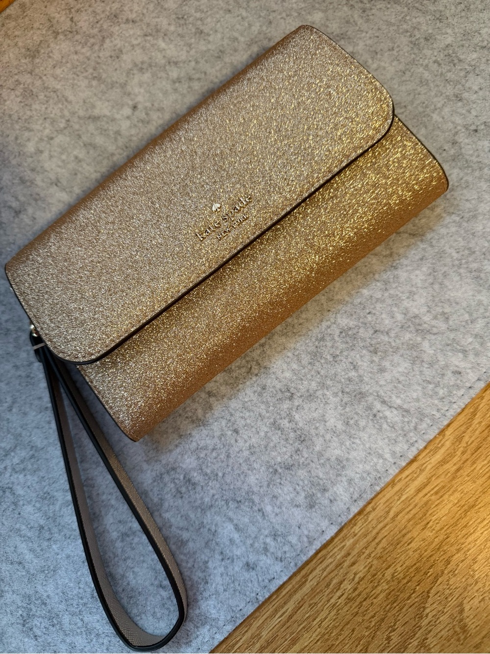 kate spade metallic gold glitter wristlet clutch